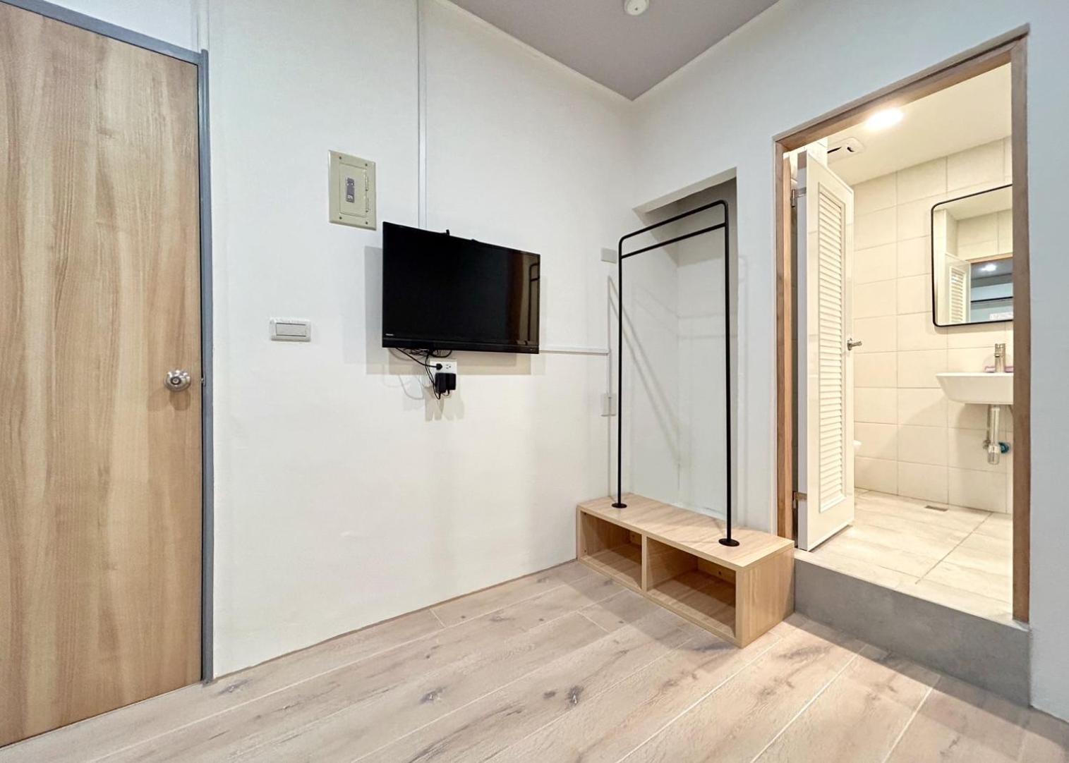 Yan Bin Hotel Tainan Exterior photo